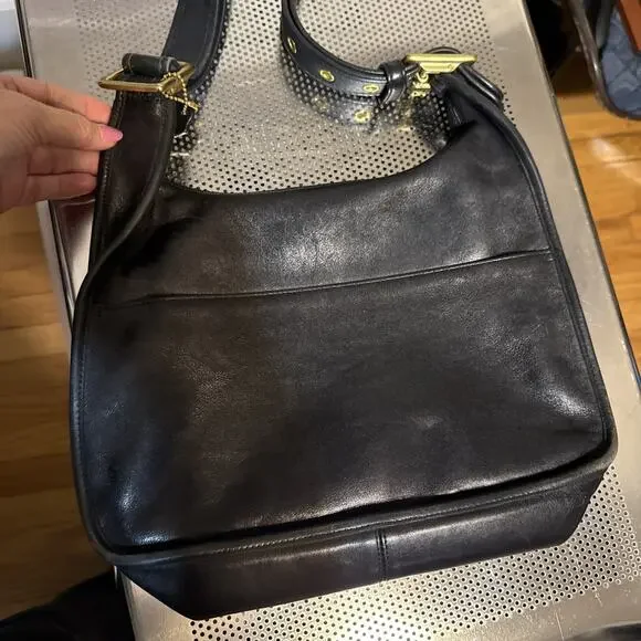 Coach Vintage Crescent Flap Turnlock Black Leather Shoulder/Crossbody Bag - Picture 2 of 16